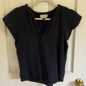 Universal Thread black short sleeve blouse size XS